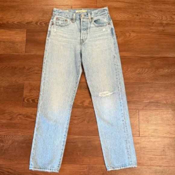Levi’s Wedgie Straight Jeans - Picture 1 of 5